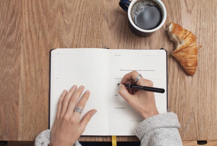 This Not That: 5 New Year’s Resolutions To Make In 2022