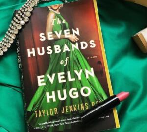 TikTok Recommended The Book The Seven Husbands of Evelyn Hugo 